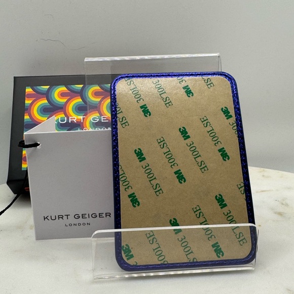 Kurt Geiger Metallic Pink and Blue Heart Pouch Phone Case & Box BNIB FULL INCL - Picture 3 of 4